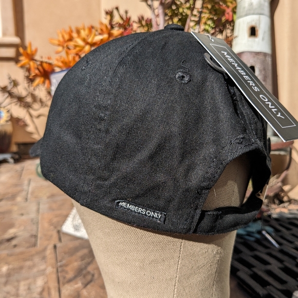 Members Only cap - Picture 4 of 4